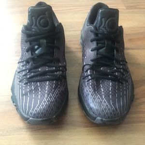 Nike KD “Blackout” Kevin Durant Shoes